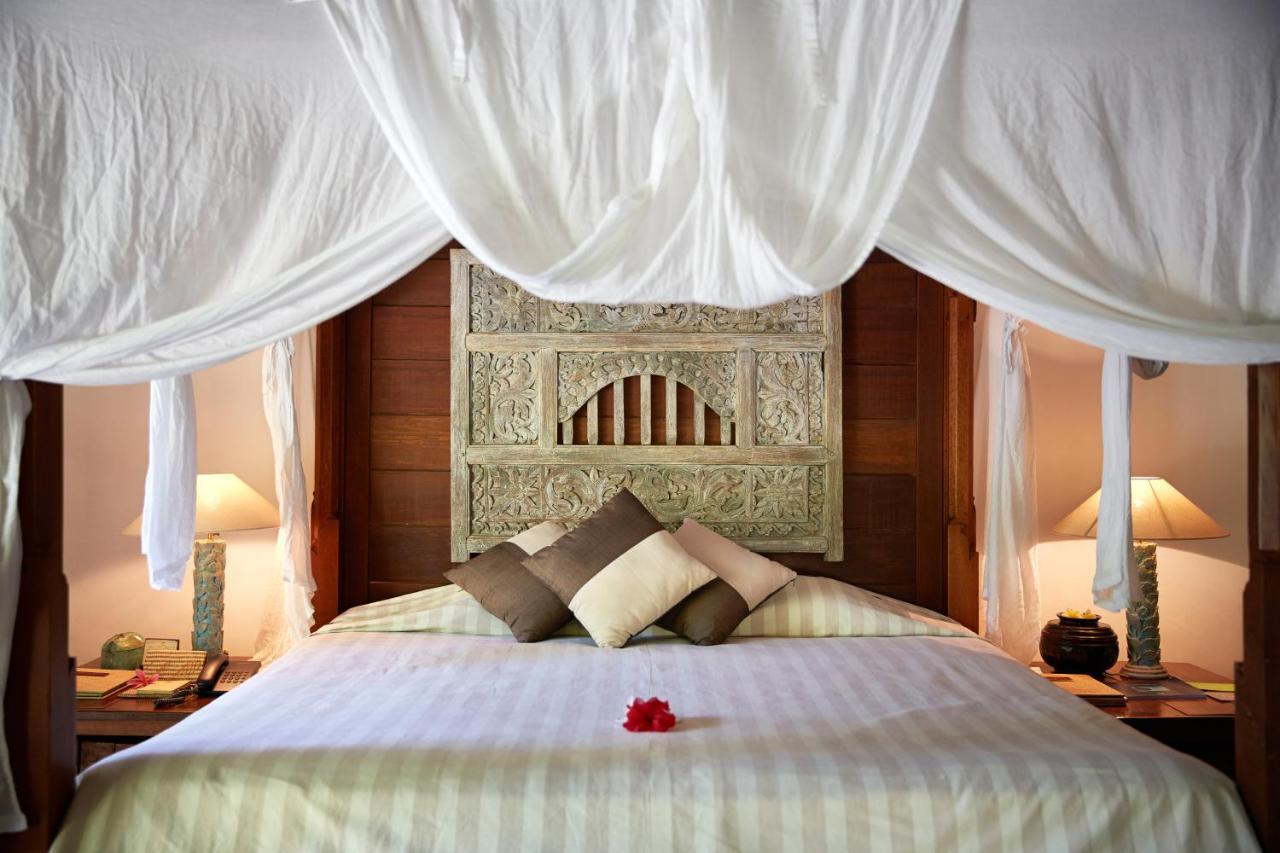 วิสาขา ซานูร์ Hotel ภายนอก รูปภาพ