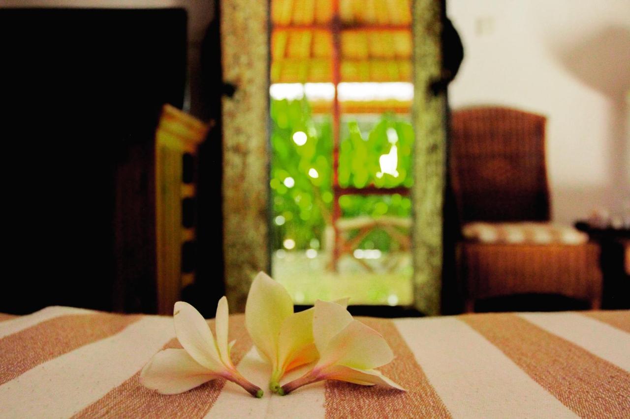 วิสาขา ซานูร์ Hotel ภายนอก รูปภาพ