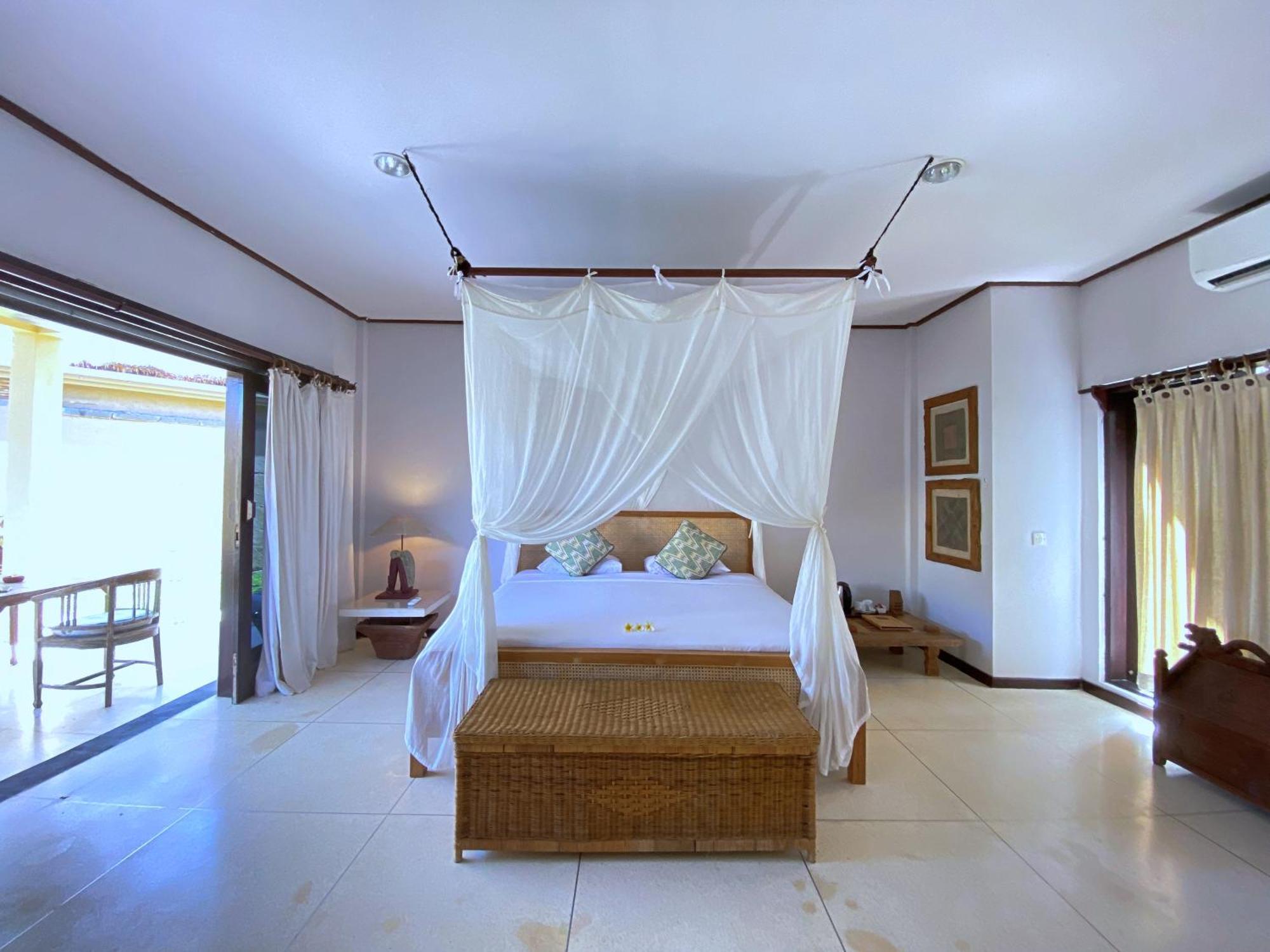 วิสาขา ซานูร์ Hotel ภายนอก รูปภาพ